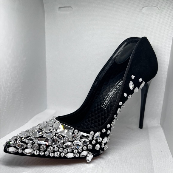 Alexander McQueens Black Suede Crystal Embroidered Pumps Size 37.5 - Picture 3 of 10